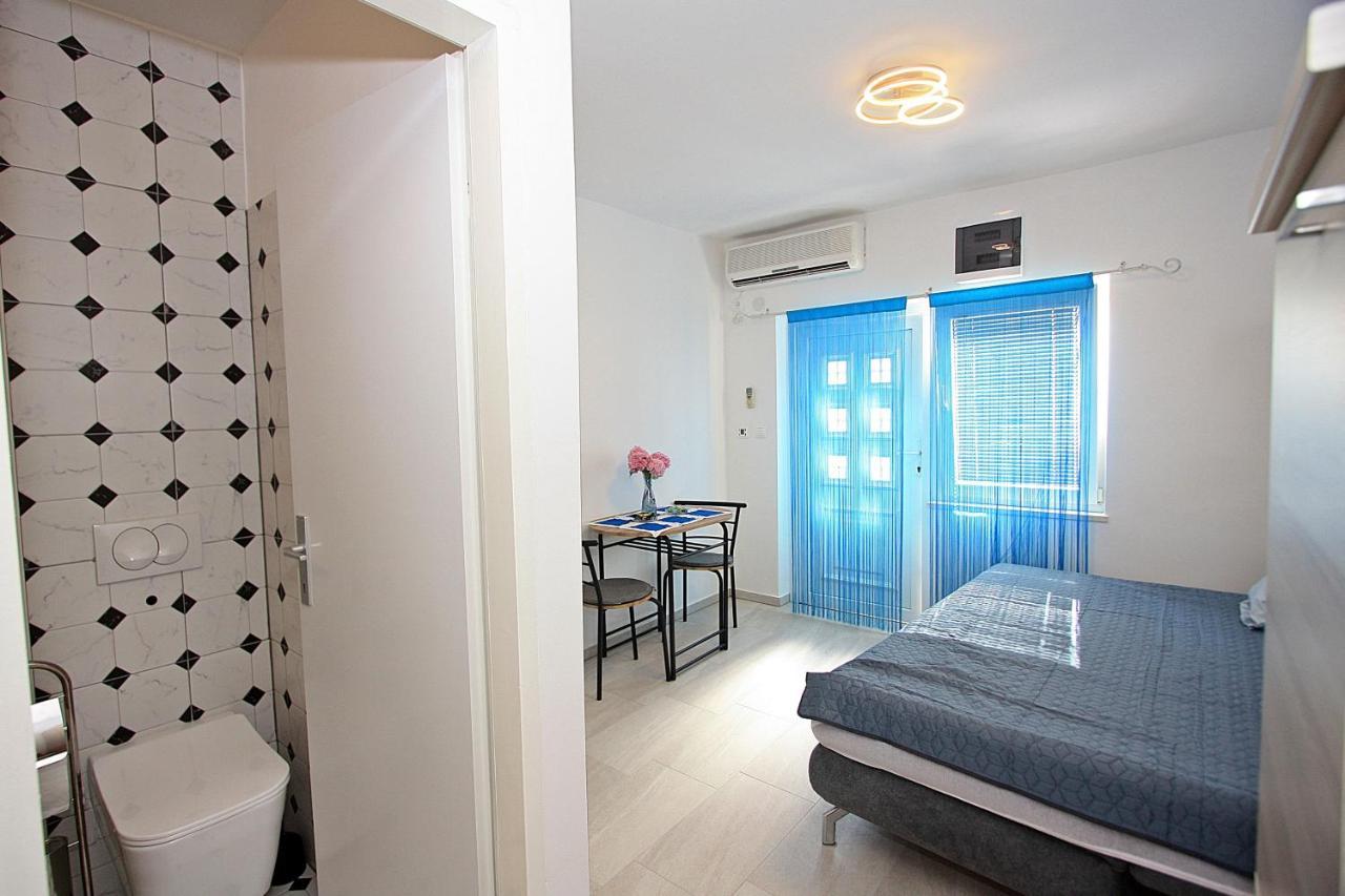 Apartments With Wifi Supetar, Brac - 5665 Экстерьер фото