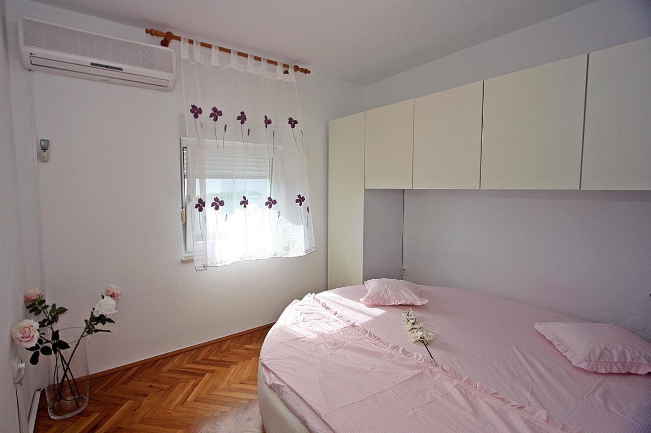Apartments With Wifi Supetar, Brac - 5665 Экстерьер фото